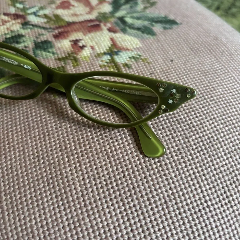 Vtg y2k Spectaculars Green Cruella 2 Fabulous Cat Eye Glasses Sparkle gem Retro